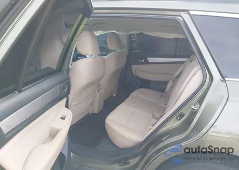 2017 Subaru Outback 2.5I Premium из США, поврежденный, VIN 4S4BSAFC6H3203121